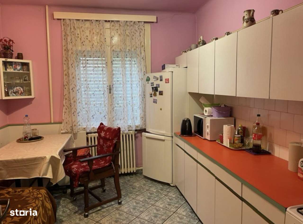 Casa 2 camere,teren 465 mp,Zona Closca - Imagine principală: 5/10