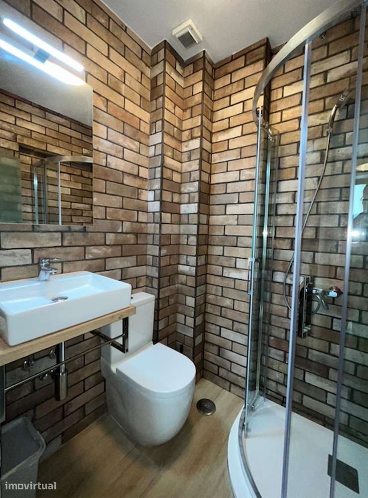 Quarto - localizado em Benfica Lisbon - Grande imagem: 4/13