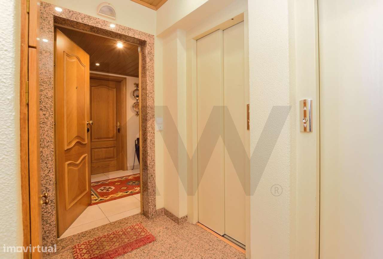 Excelente Apartamento T3 em Almada, em frente ao Parque da Paz - Grande imagem: 3/30