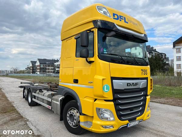 DAF XF 480 FAR 6x2 Super Space Cab z zabudowa BDF - 3