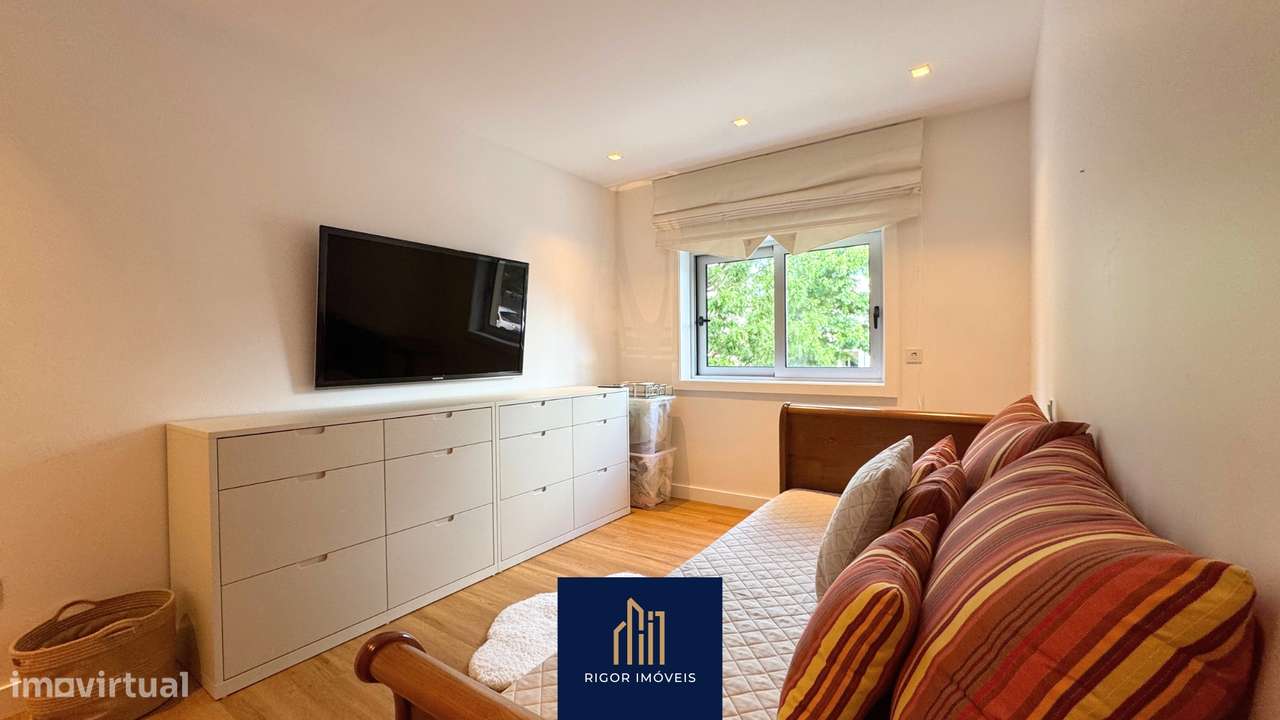 Apartamento T4 Zona Balnear Póvoa de Varzim, Avenida Santos Graça-23