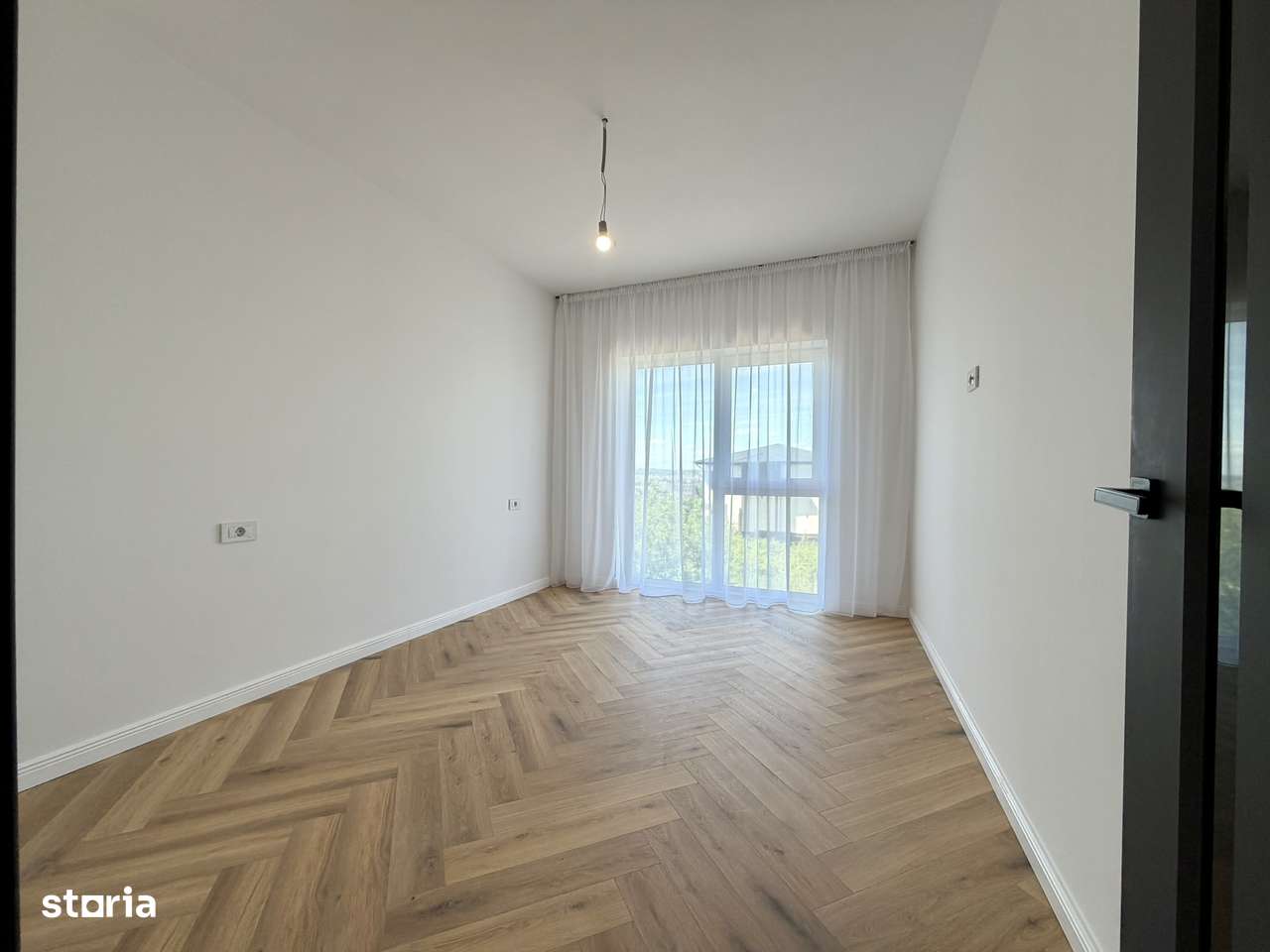 PF ! Casa 4 camere 110mp 2 bai Bucium- Hanul 3 Sarmale-11