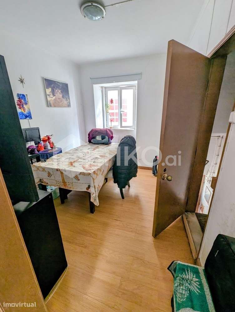 Prédio em Propriedade Total na Mouraria — Ideal para AL ou  T0/T1 - Grande imagem: 3/20