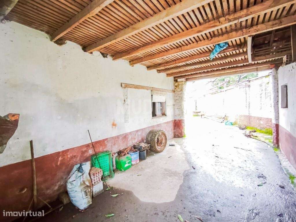 Moradia T2+1 para restauro a 10min Aveiro - Grande imagem: 3/24