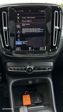 Volvo XC 40 T5 Plug-In Hybrid Momentum - 29