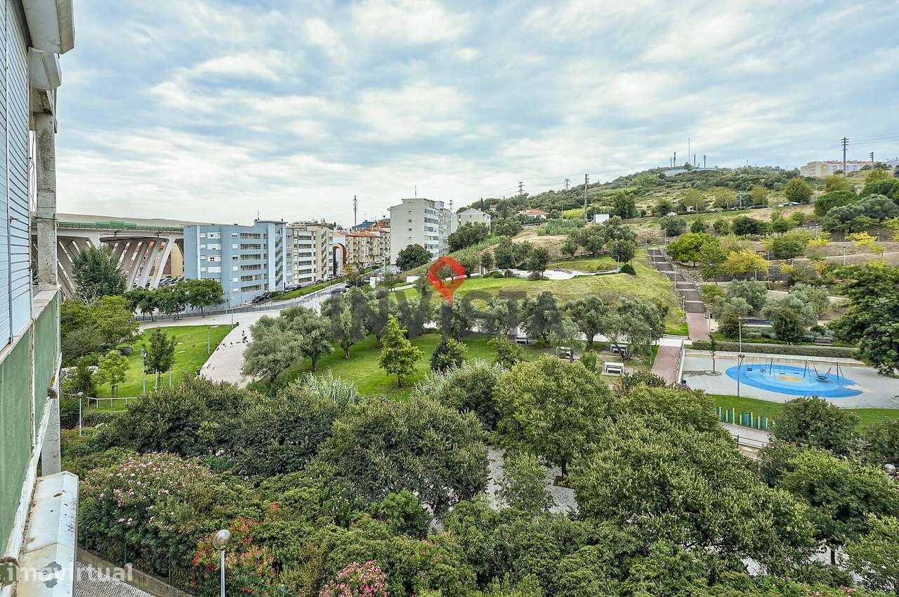 T2 em Santa Sofia | Vista para o Jardim-17