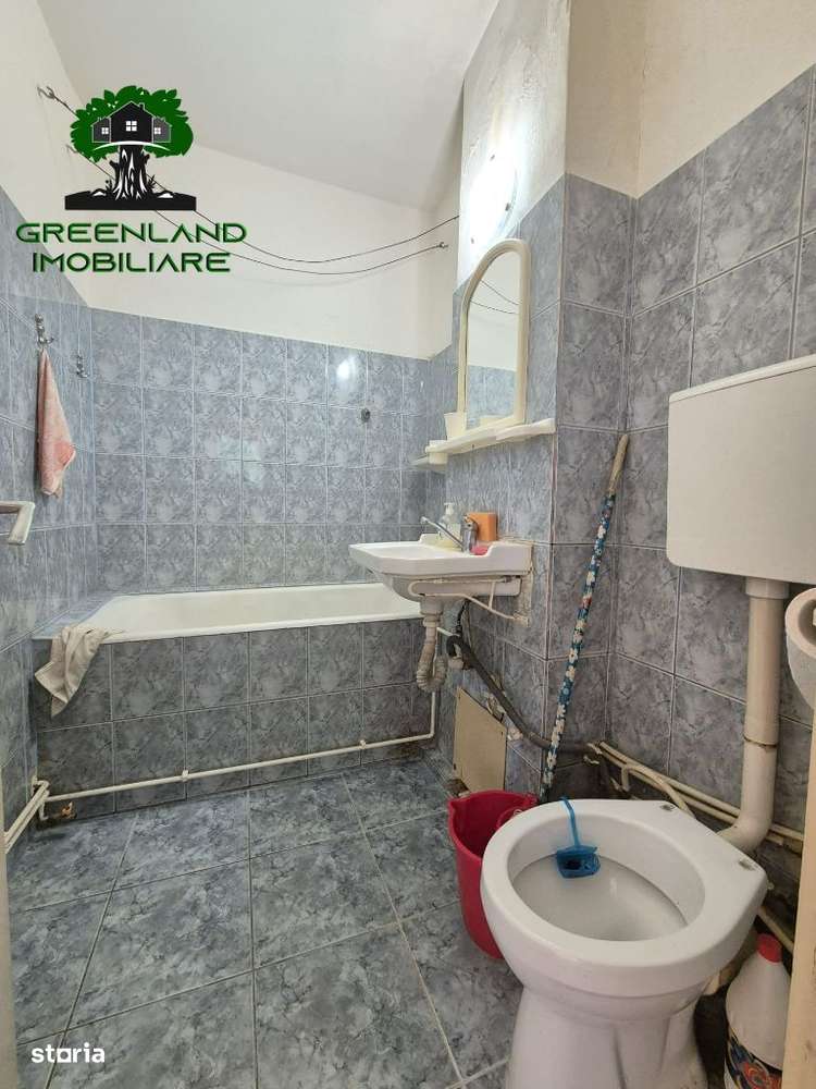 Apartament 2 camere, DECOMANDAT, 54 mp, Podu Ros, la bulevard - Imagine principală: 5/8