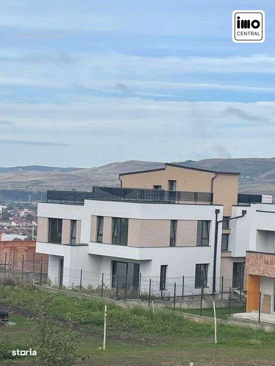 Duplex cu 2 terase si priveliste panoramica asupra Florestiului-zona T-1