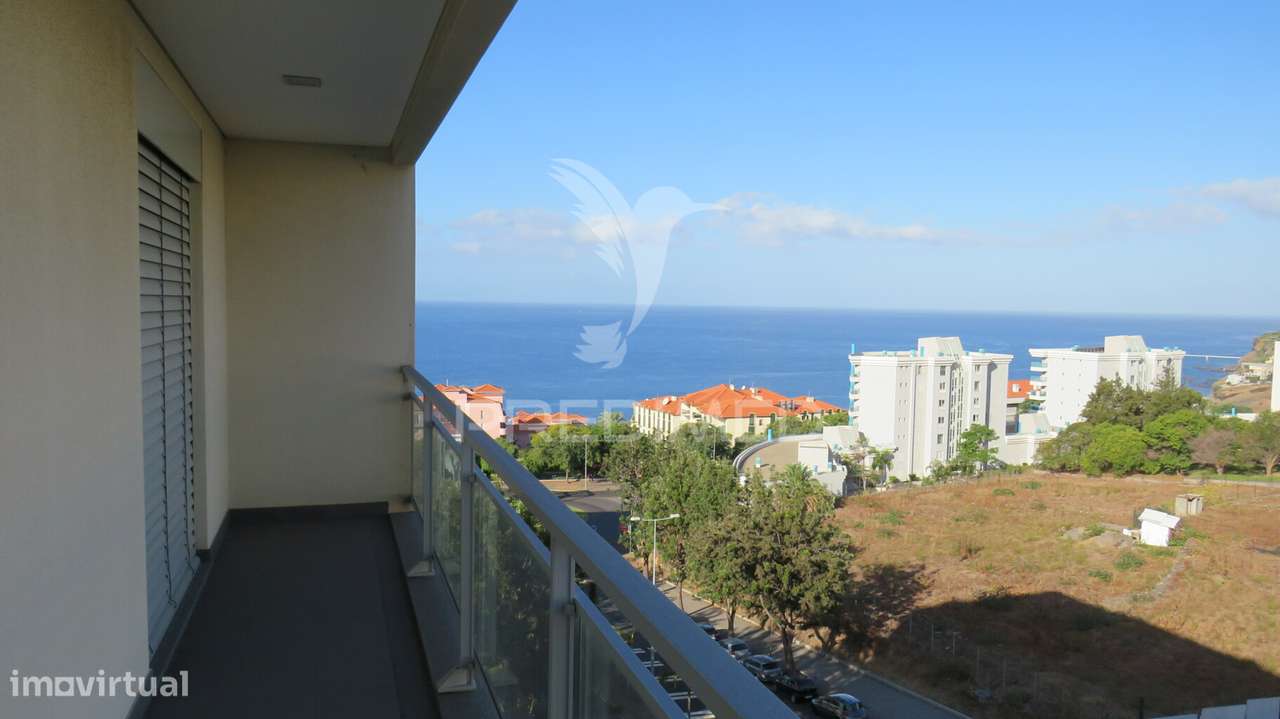 APARTAMENTO DE LUXO T3 PERTO DA ESTRADA MONUMENTAL VISTA MAR - Grande imagem: 2/31