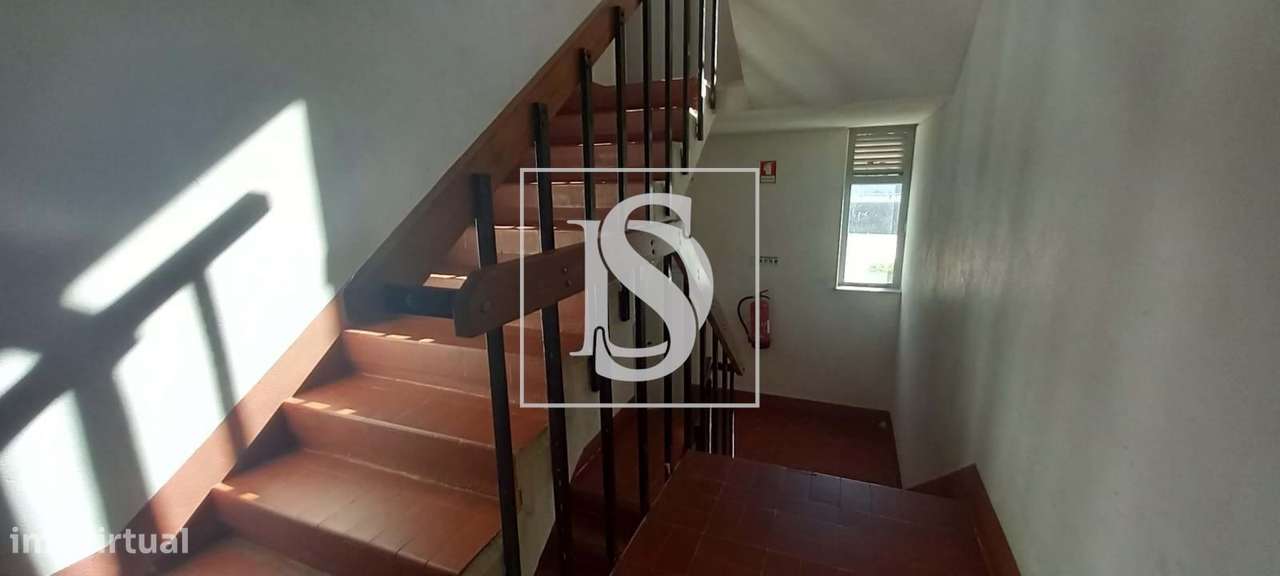 Apartamento T3 c/ arrecadação em Monte Abraão, Sintra-29