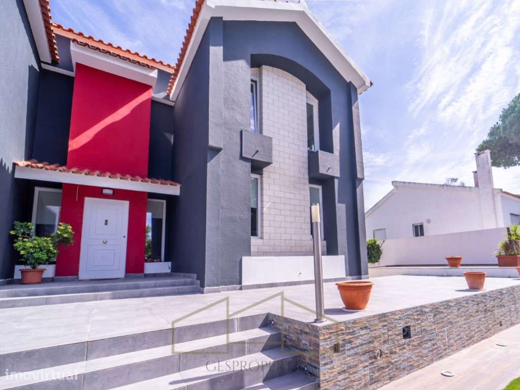 Moradia T6 Isolada na Marisol-50