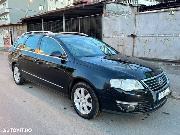 Volkswagen Passat Variant 2.0 TDI DPF DSG Highline - 11