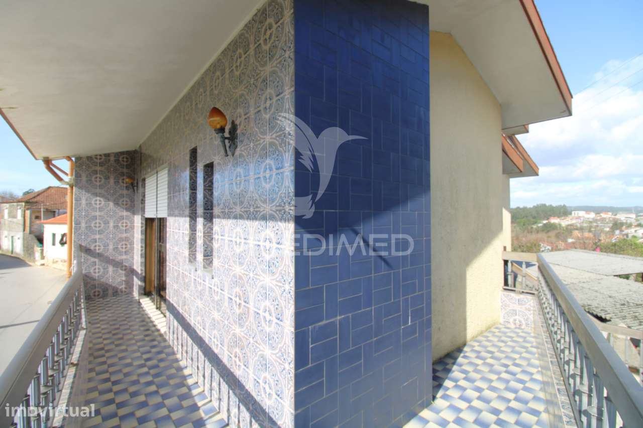 Moradia T4 bi-familiar em S. Romão Coronado, Trofa - Grande imagem: 4/39