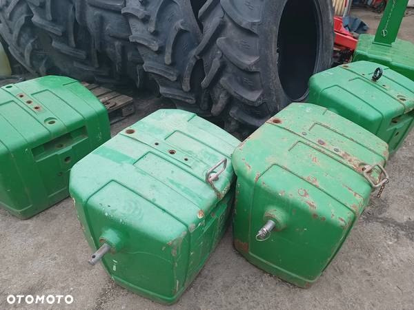 Obciążniki balast obciążnik 1500kg  900 kg 50 i inne 1150  John Deere Case New Holand - 8