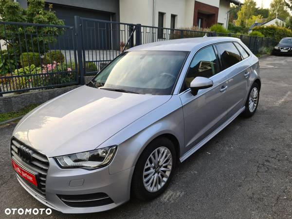 Audi A3 1.6 TDI clean diesel Attraction - 1