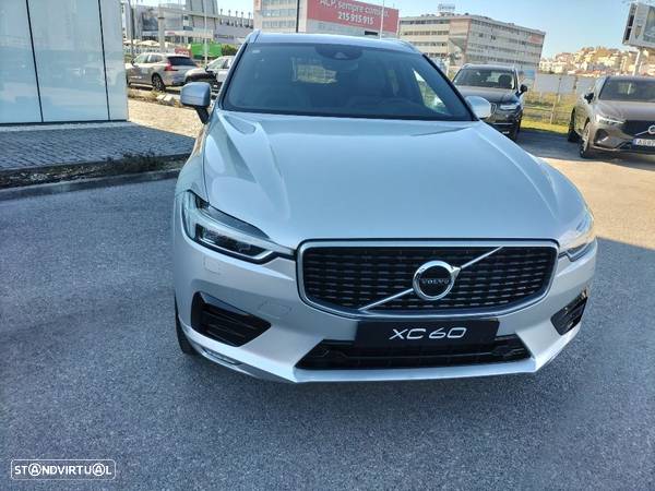 Volvo XC 60 2.0 D4 R-Design Geartronic - 8