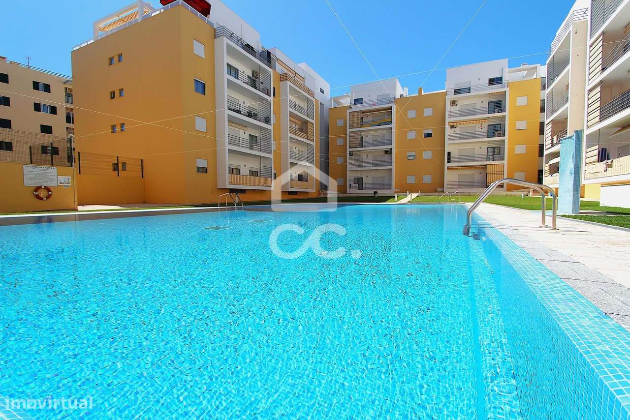 Viva no coração de Armação de Pêra com todo o conforto que merece!-25