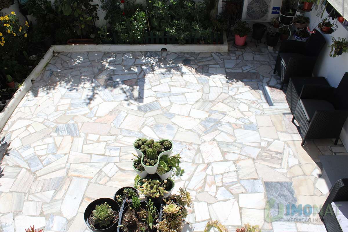 2 Apartamentos ,  T 2 + T 1-37