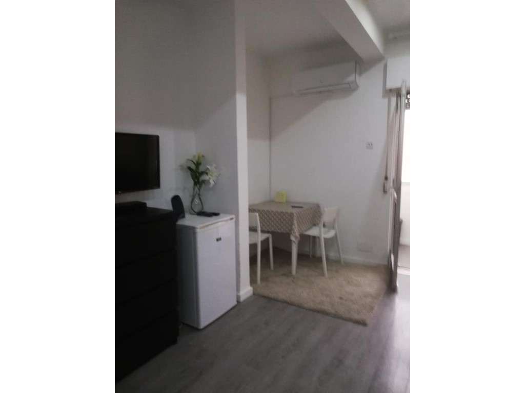 Apartamento T0 na Reboleira - Oportunidade Única! - Grande imagem: 5/19