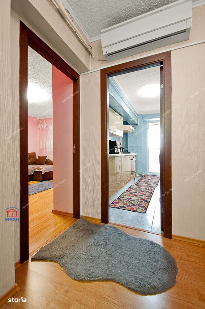 Apartament spatios, renovat, 4 camere, decomandat, etaj 4, Micro 39 - Imagine principală: 4/18