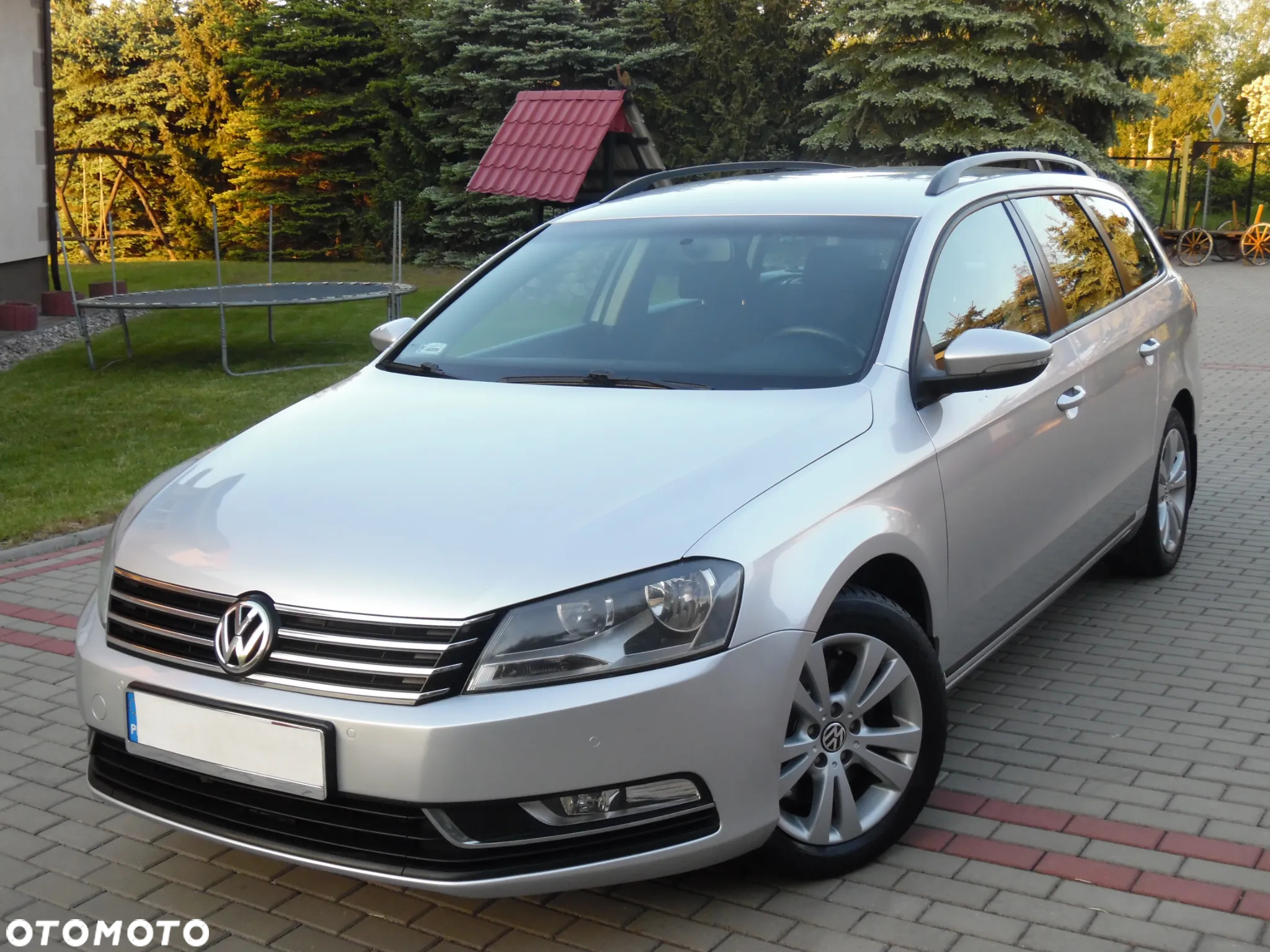 Volkswagen Passat - 32