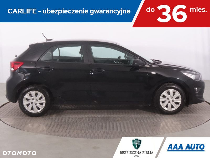 Kia Rio - 7