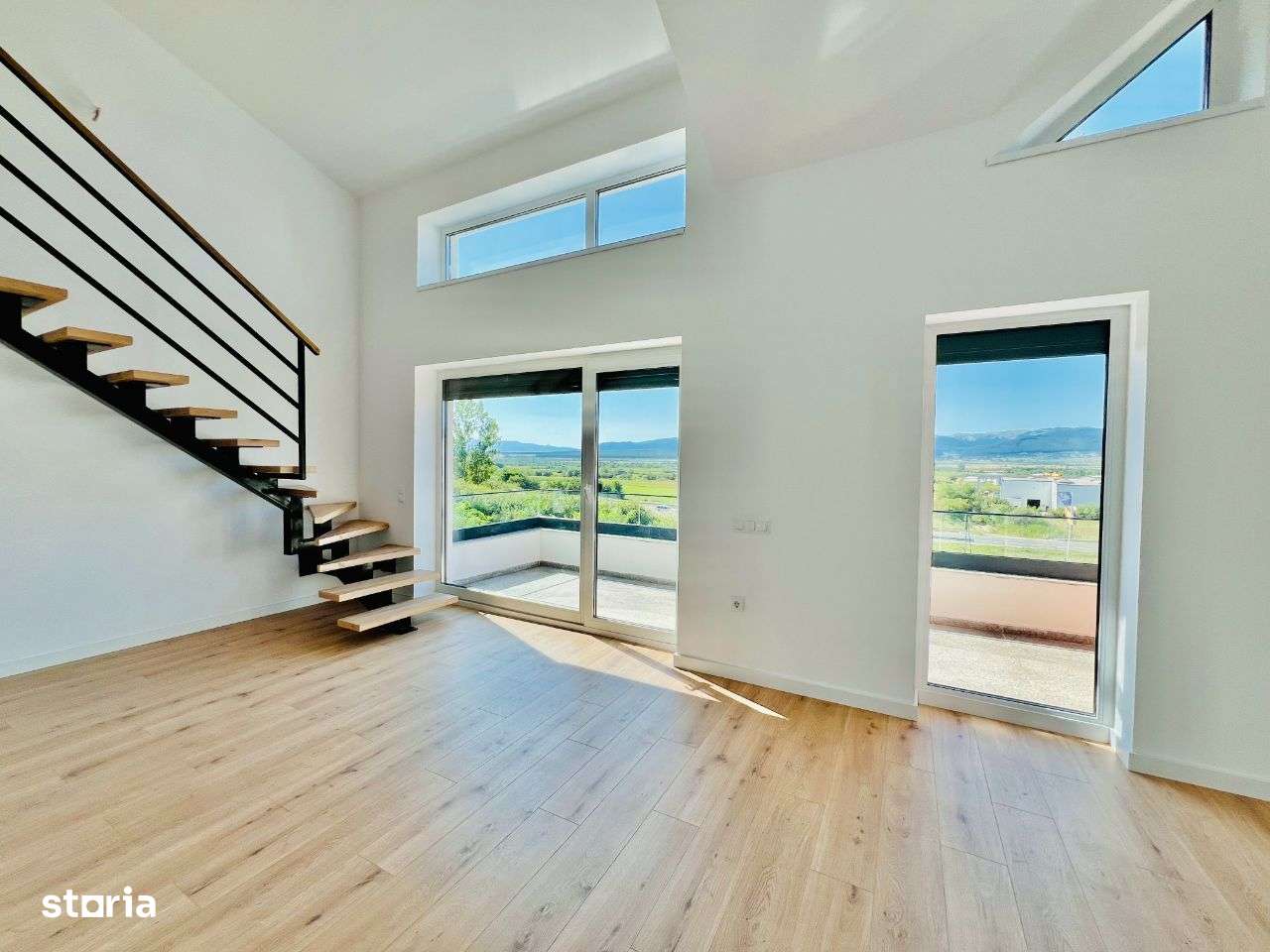 Penthouse 100 mp utili LA CHEIE - 3 sau 4 camere, 2 bai, terasa-1