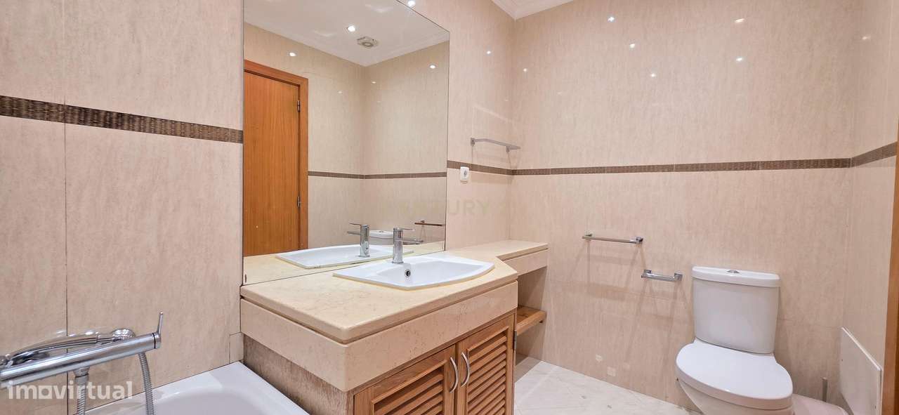 Apartamento T2+1 em Santo António-18