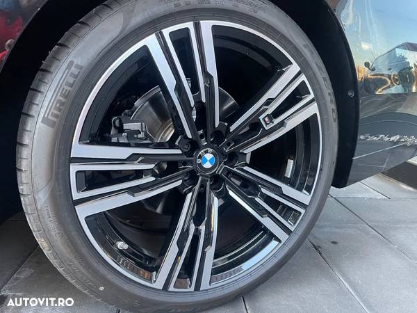 BMW Seria 7 740d xDrive MHEV - 19