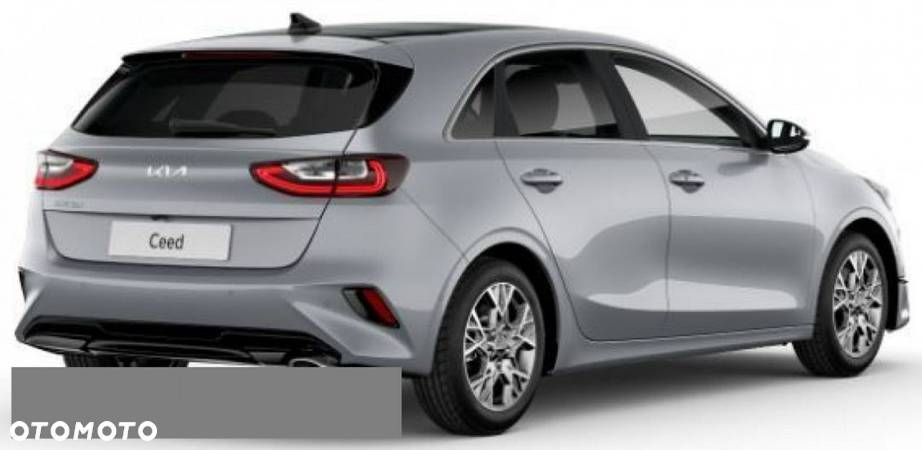 Kia Ceed - 4