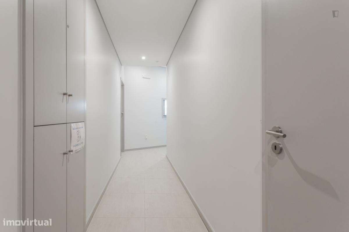 Apartamento com 1 quartos - localizado em Santo Ildefonso Porto - Grande imagem: 3/10