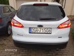 Ford Focus 1.6 EcoBoost Titanium - 13