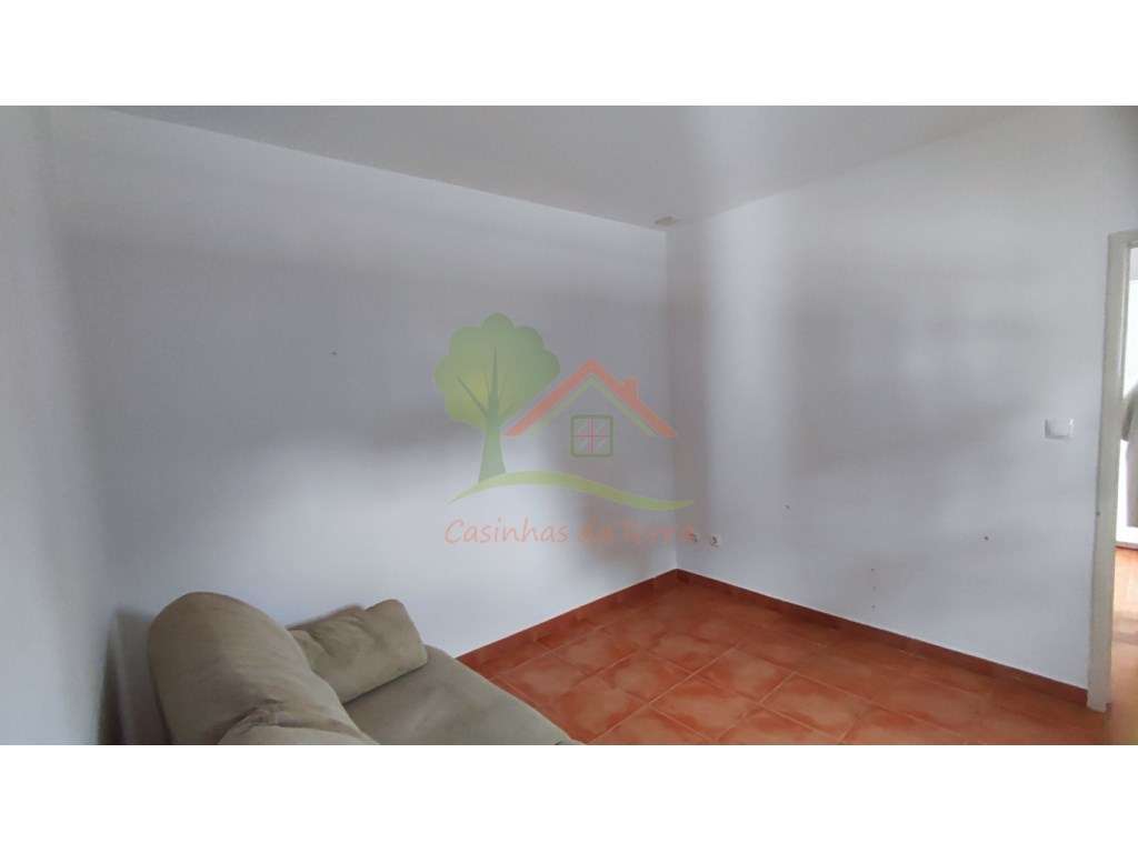 Pequena moradia Geminada T1 na Assafora - Grande imagem: 3/5