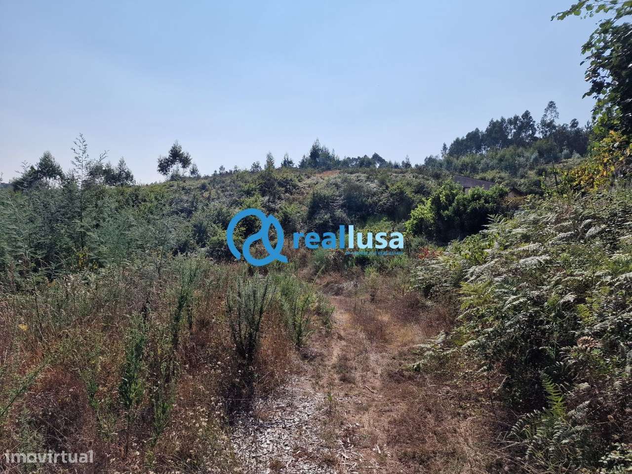 Terreno com excelente exposição solar em Sandim, Vila Nova de Gaia-12