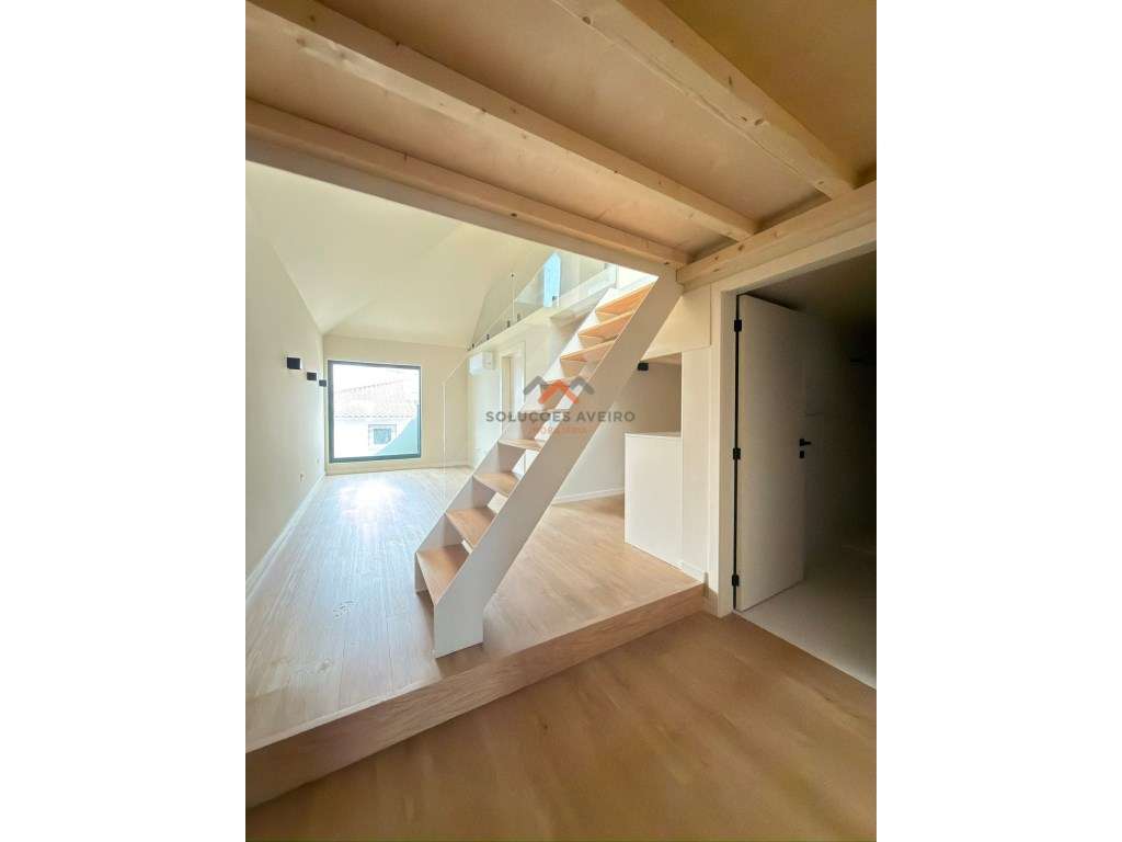 Apartamento T1+1 Pronto Habitar - Centro de Aveiro - Grande imagem: 4/18