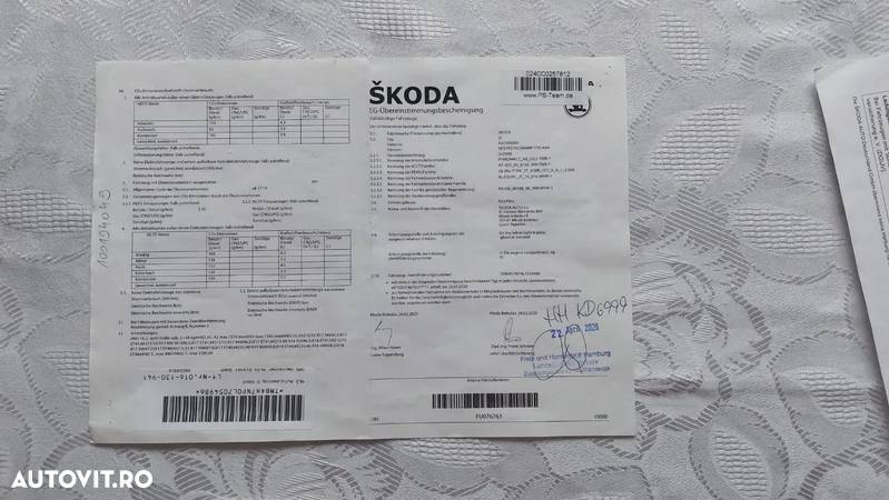 Skoda Superb 2.0 TDI DSG Ambition - 26