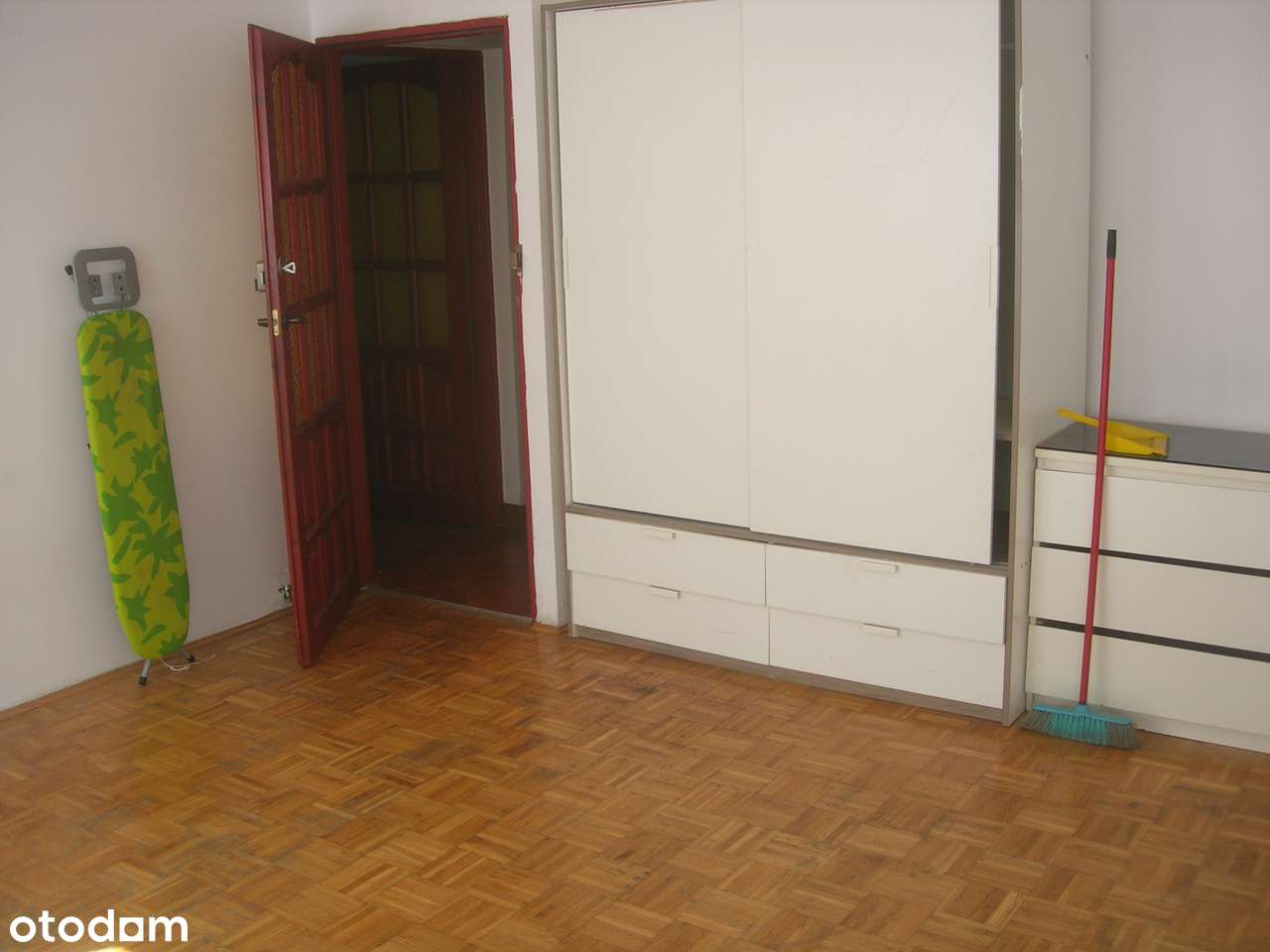 3 rozkładowe pokoje z oddzielną kuchnią ogrzewanie miejskie-0