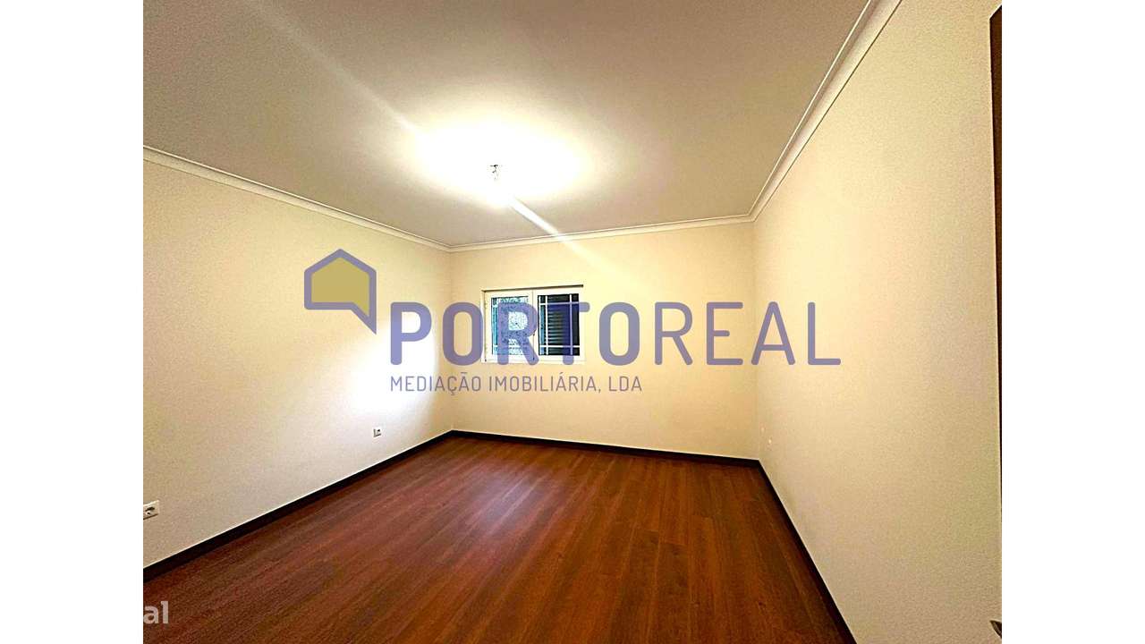Moradia Isolada T3 R. Várzea de Aboadela-9