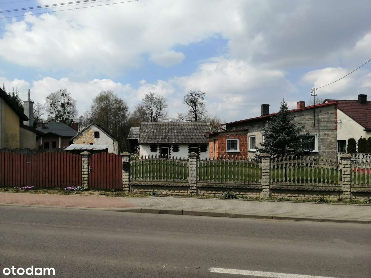 Wolnostojący dom na działce o powierzchni 6729 m2