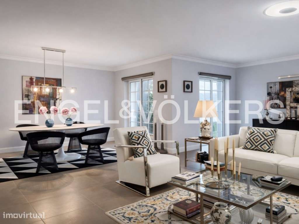 Moradia Moderna T4 com Piscina a minutos da Praia Verde - Grande imagem: 2/26