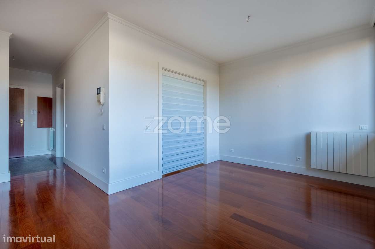 T1 com lugar de garagem e arrumos, Leça da Palmeira - Arrendamento - Grande imagem: 5/26