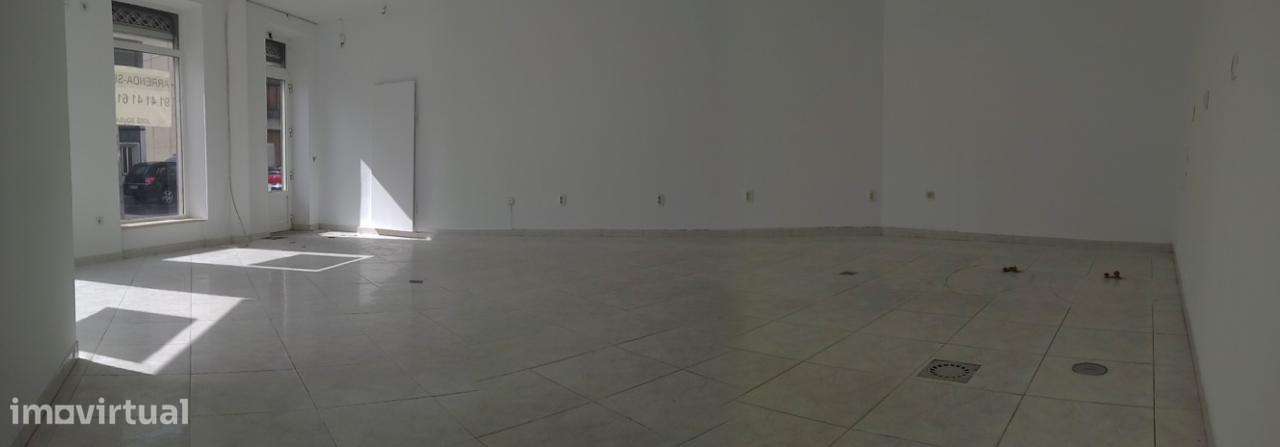 Loja Casal do Marco, excelente localização, para rendimento-8