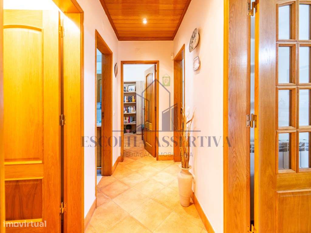 Elegância e Exclusividade na Aroeira - Moradia com Piscina, Jardim ...-16