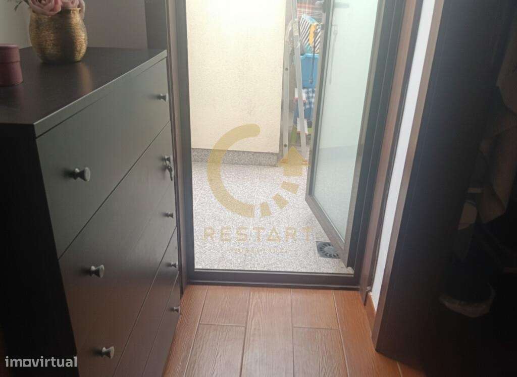 Moradia T2 com Terraço e Varanda – Aldoar, Porto-11