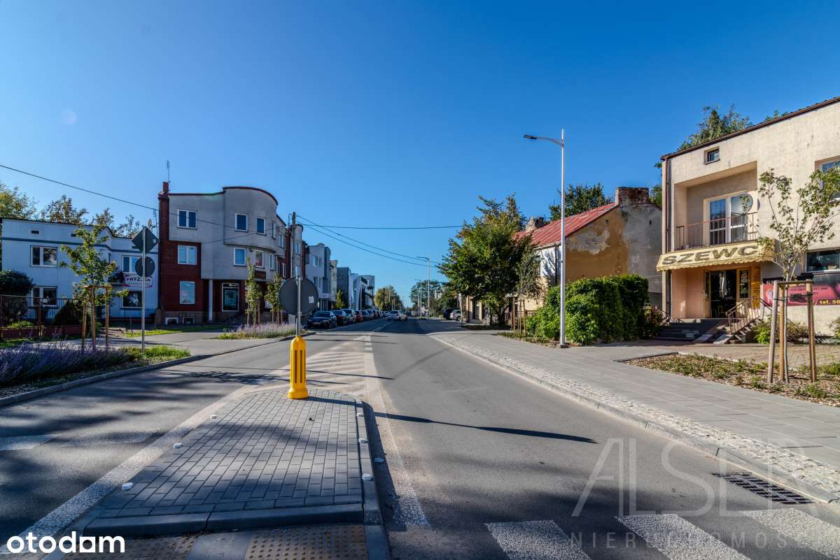 Budynek mieszkalno-usługowy| Róg Pułtuskiej/1 Maja-17