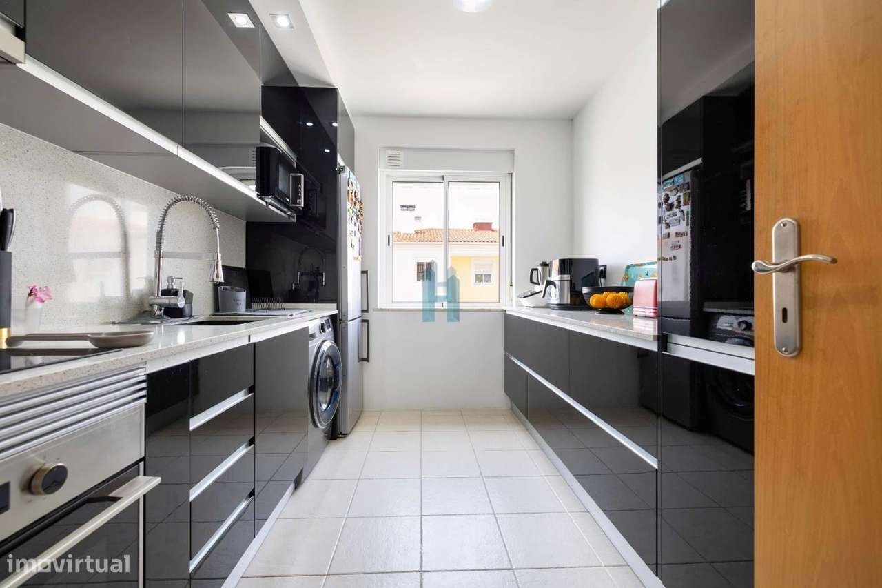 Apartamento T3 com arrecadação em Portimão-5