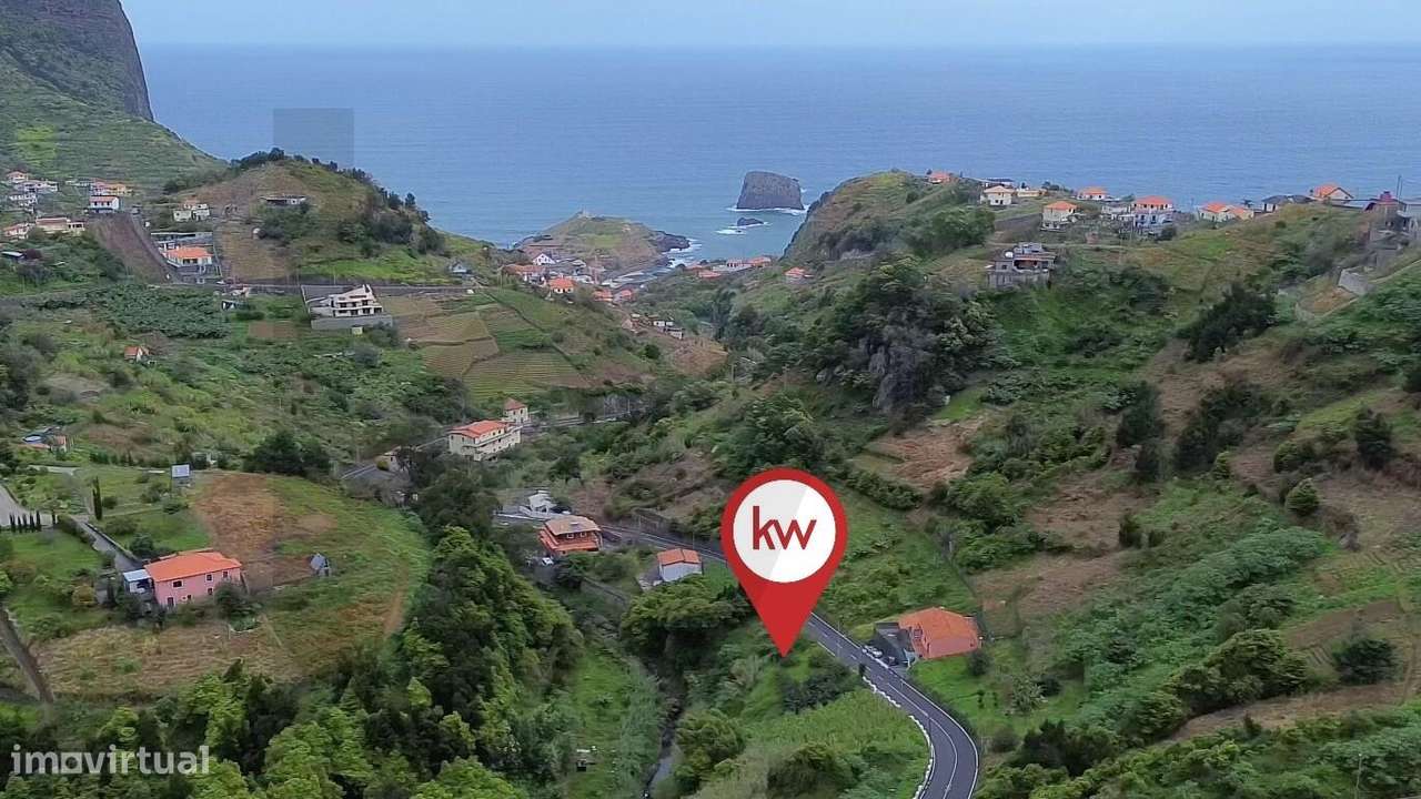 Terreno com 1.020 m2 localizado em Porto da Cruz - Grande imagem: 3/13
