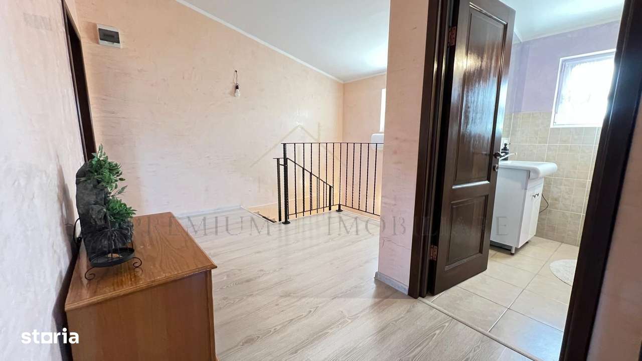 Casa de vanzare in Onesti-14