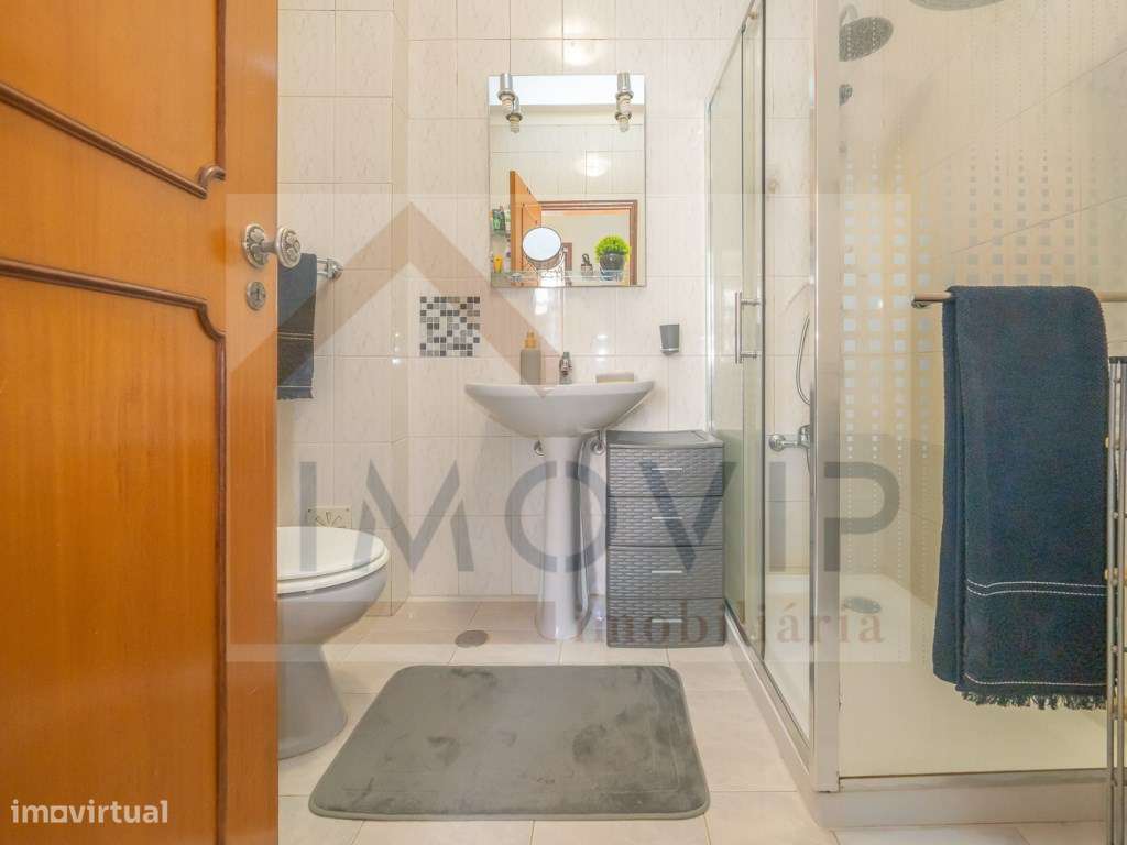 Excelente apartamento T2 no Pinhal NovO-11