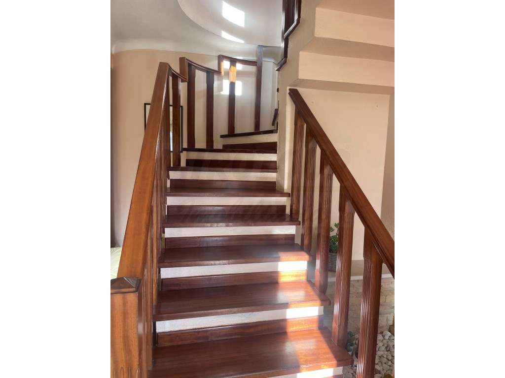 FANTÁSTICA MORADIA EM SANTIAGO DO CACÉM-23